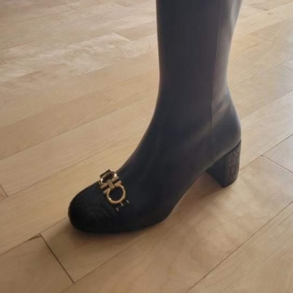 SALVATORE FERRAGAMO BLACK LILLA QT SIZE 9.5C - Picture 5 of 6
